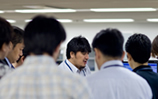 ディレクターを囲んでのPMミーティング