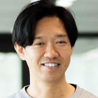 経営企画本部 ディレクター 神谷